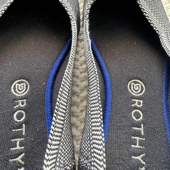 Rothy’s rounded flats - Picture 2 of 3